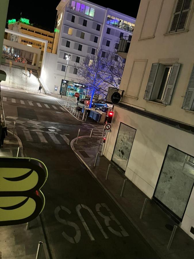 Arcotel Cannes 4 Minutes Du Palais Des Festivals - New Management New Team - Old Revievv Exteriör bild
